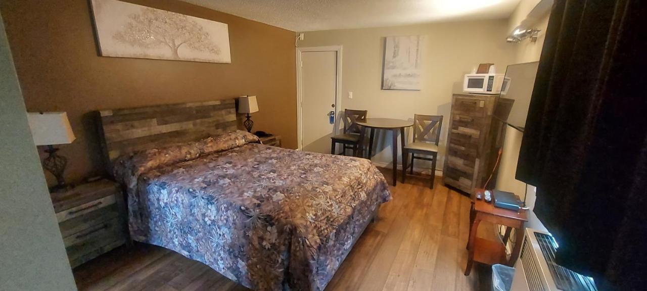 Lazy Bear Lodge Cranbrook Luaran gambar