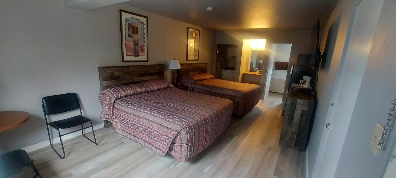 Lazy Bear Lodge Cranbrook Luaran gambar